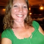 Apollonia - Plan Q à Saint-Gilles Profil de Apollonia, 41 ans, Plan Q à Saint-Gilles (Québec)